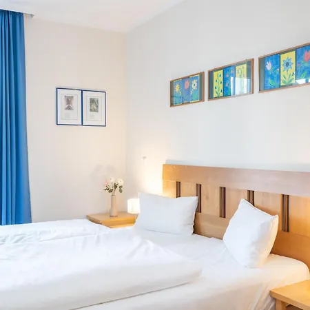 Moderne Mit Balkon Strandnah Im Seepark Sellin (Rugen)