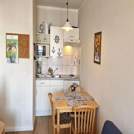 Moderne Mit Balkon Strandnah Im Seepark Sellin (Rugen)